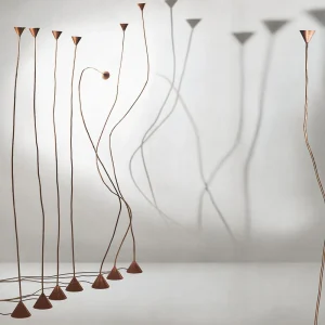 Pallucco Papiro lampada da terra nickel by Sergio Calatroni